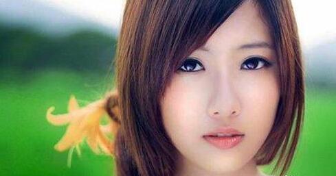 女生等你追她的表现?看看你是否能追到她 女生等你追她的表现?看看你是否能追到她第2张